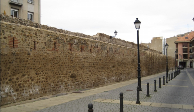 Muralla medieval de León | Wikicommons. Autor: Rodelar